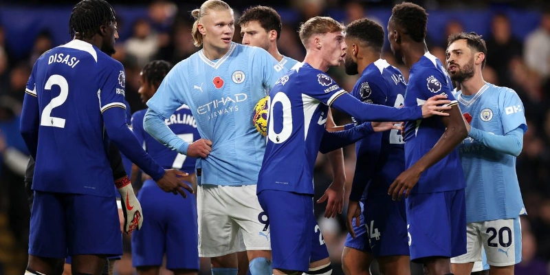 Chelsea đứng trước áp lực phong độ tuột dốc